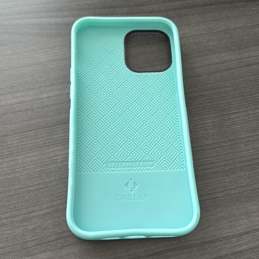 iPhone 12 Pro Max case - Picture 4 of 7